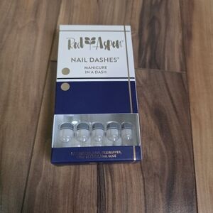 Red Aspen Nails Deb-Onair